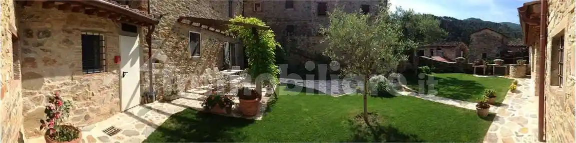 Rustico - Casale in vendita a Capannori