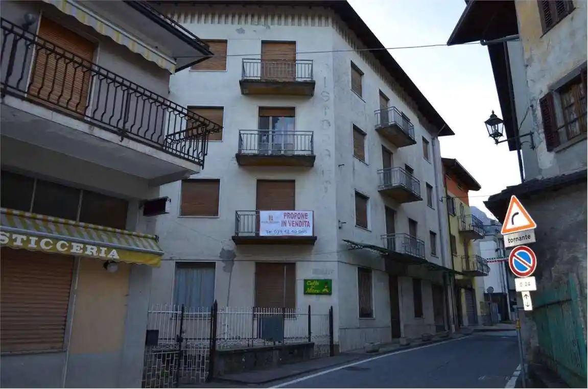 Palazzo - Edificio in Vendita - foto 2