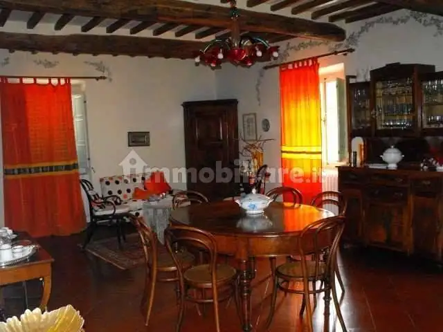 Rustico - Casale in vendita a Arezzo