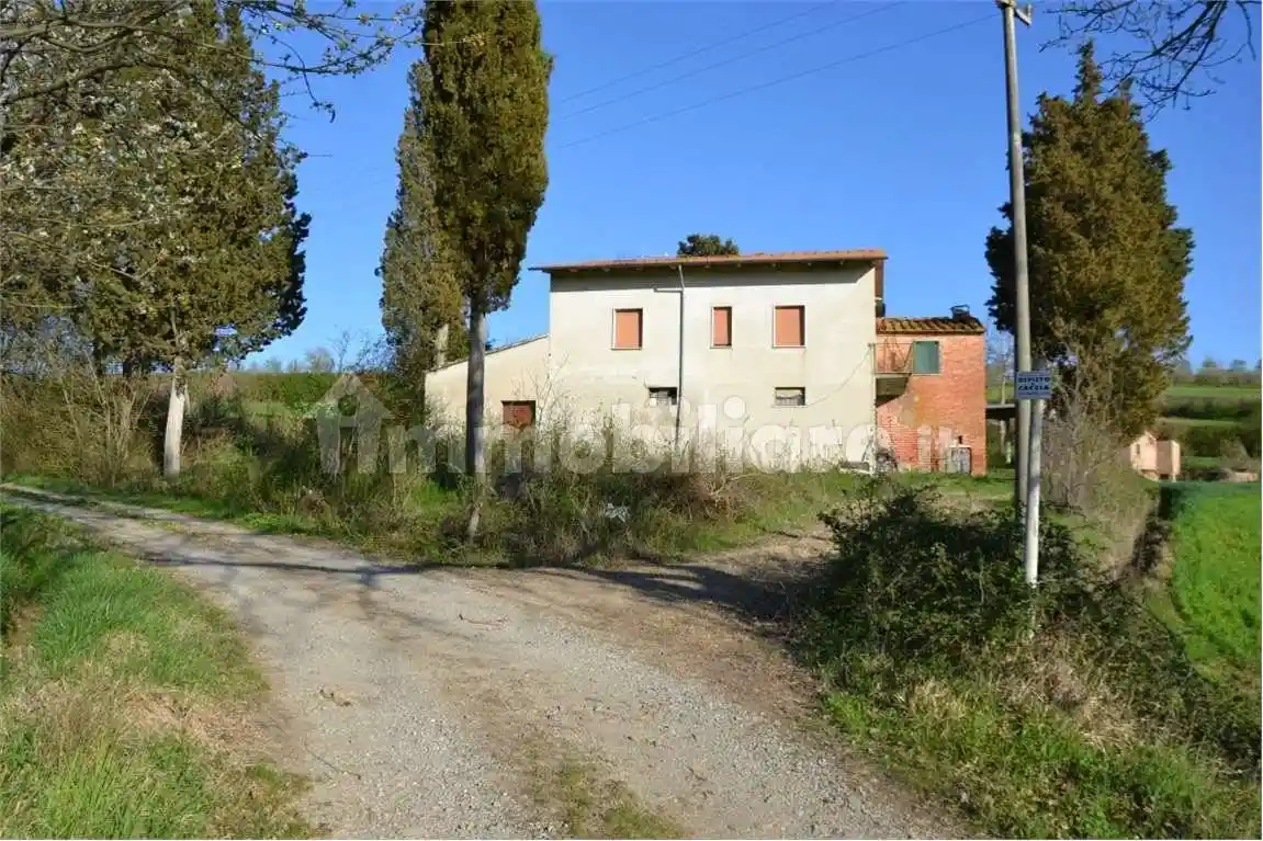 Rustico - Casale in vendita a Cortona