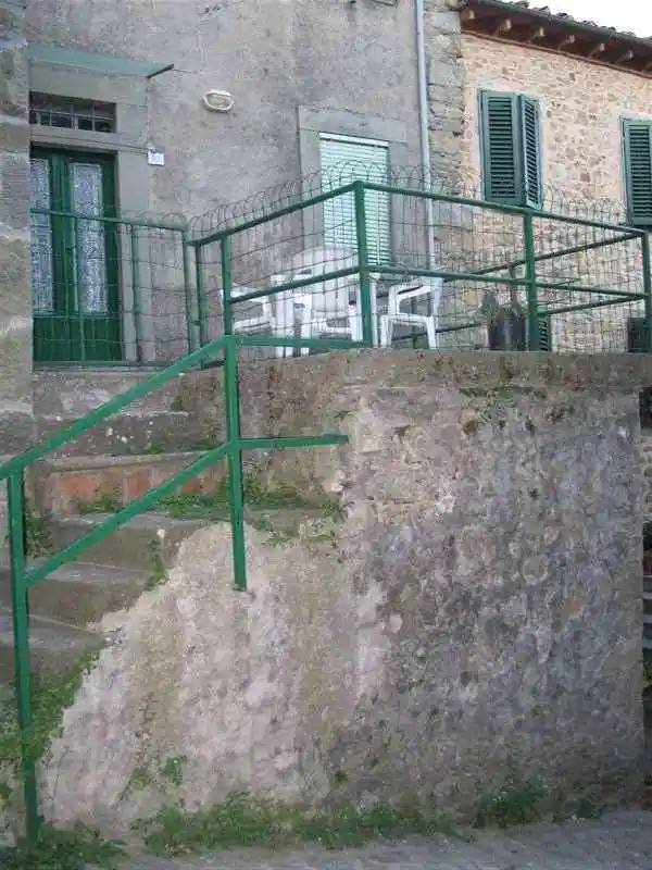 Casa indipendente in vendita a Villa Basilica