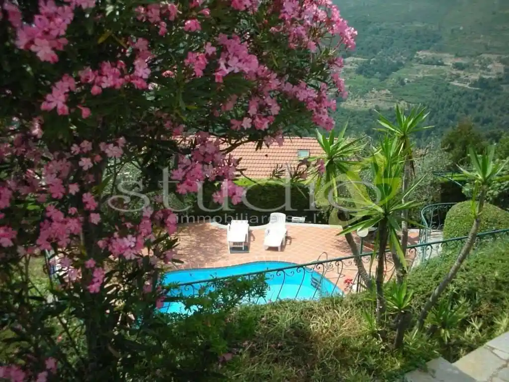 Villa in vendita a Seborga