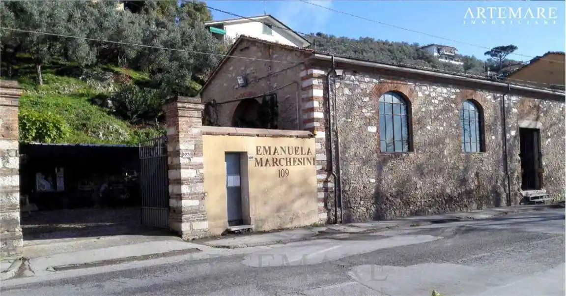 Rustico - Casale in vendita a Pietrasanta