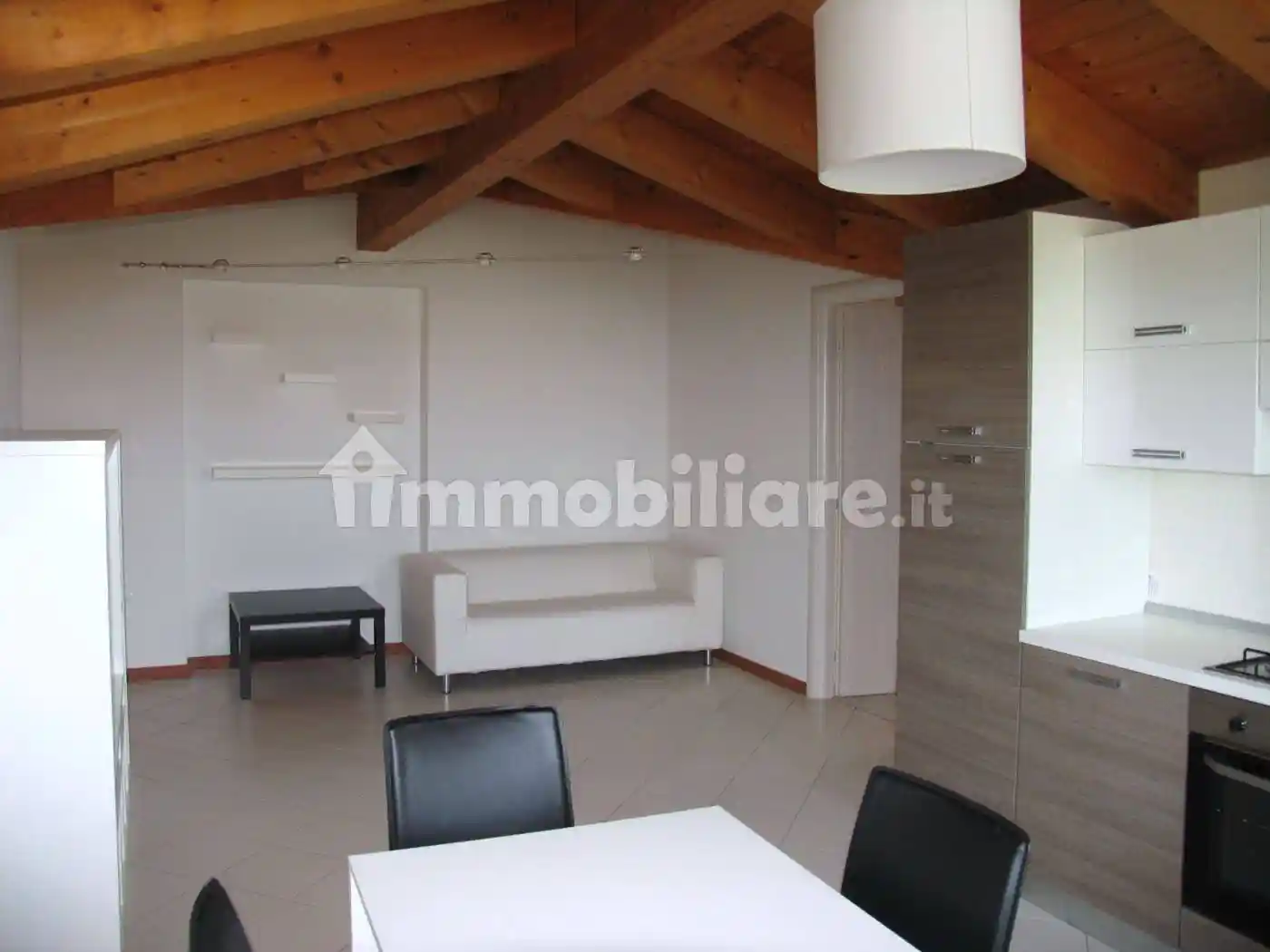 Appartamento in affitto a Veggiano