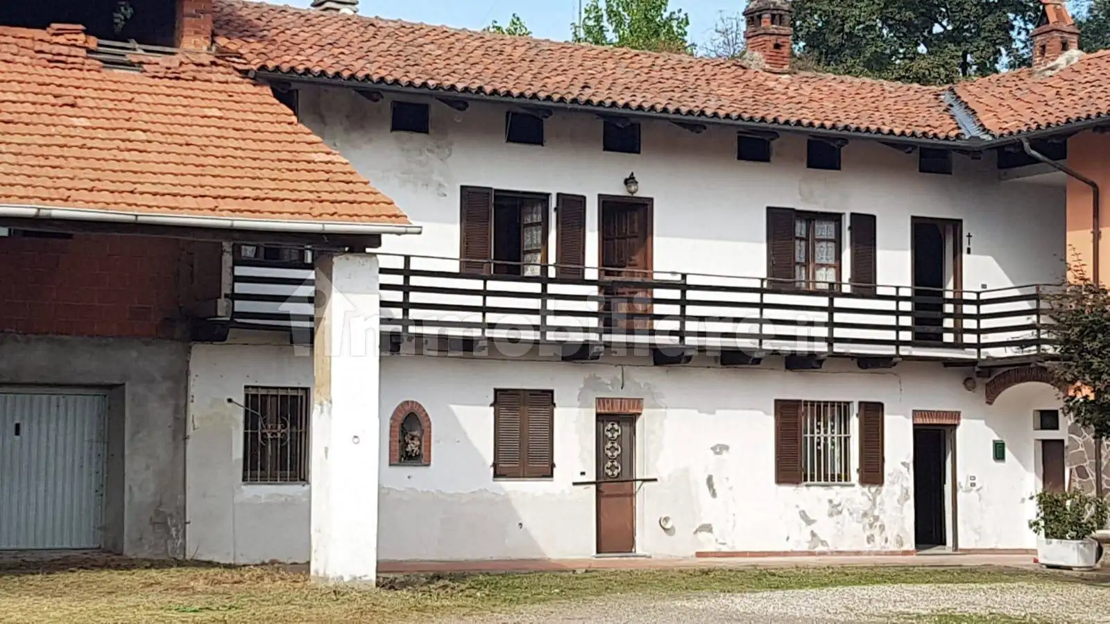 Palazzo - Edificio in vendita a Rovasenda