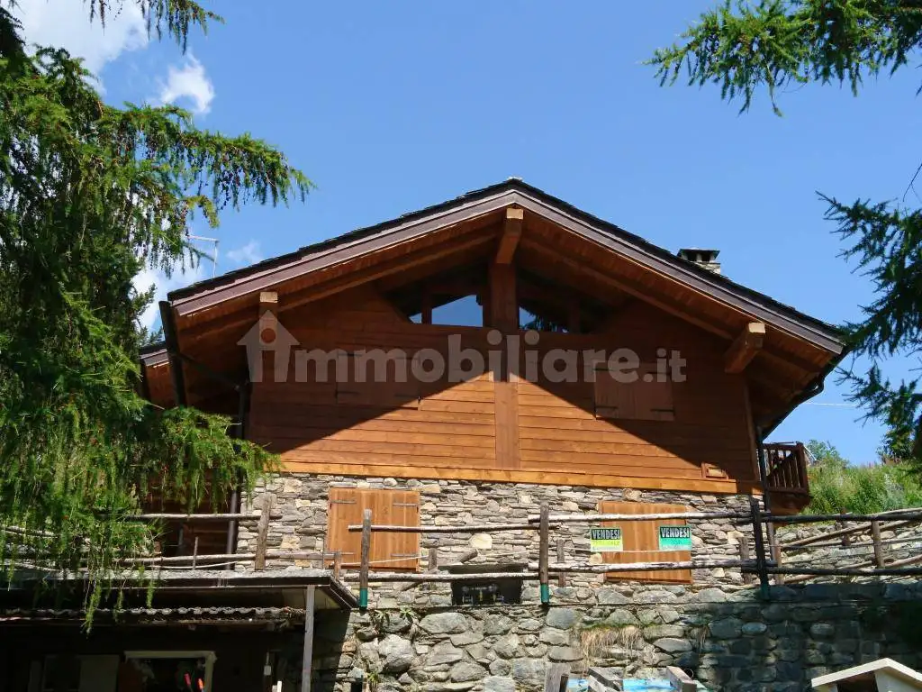 Trilocale frazione Liussel, Corgnolaz, Chamois - foto 2