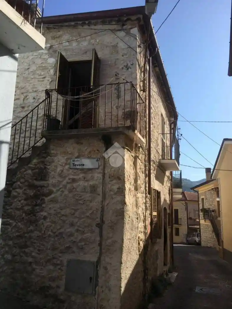 Terratetto plurifamiliare via Amedeo 17, Centro, Villa Santa Lucia - foto 2