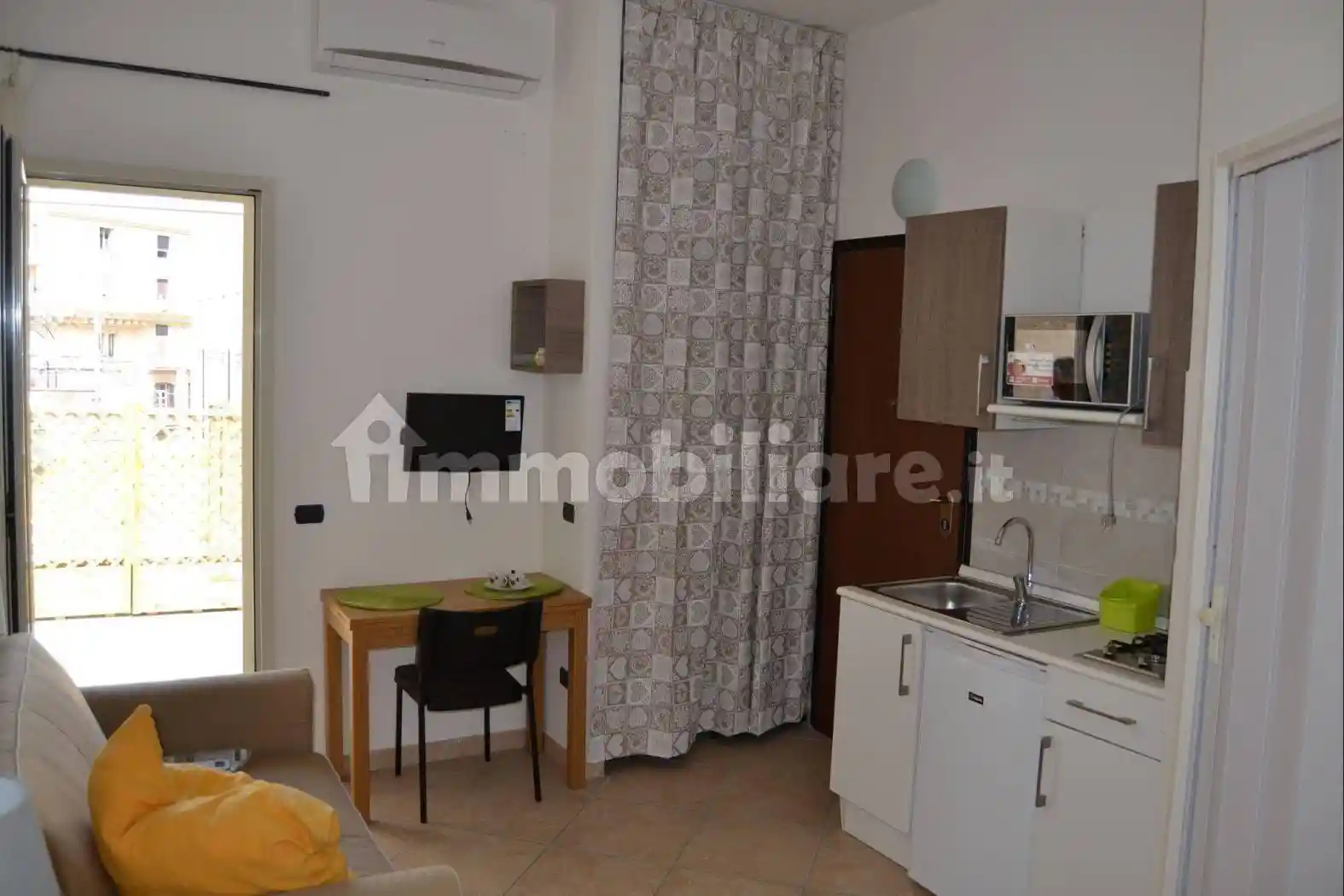 Appartamento in affitto a Napoli
