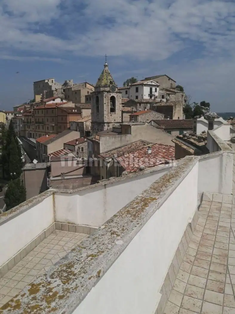 Palazzo - Edificio in vendita a Bagnoli del Trigno