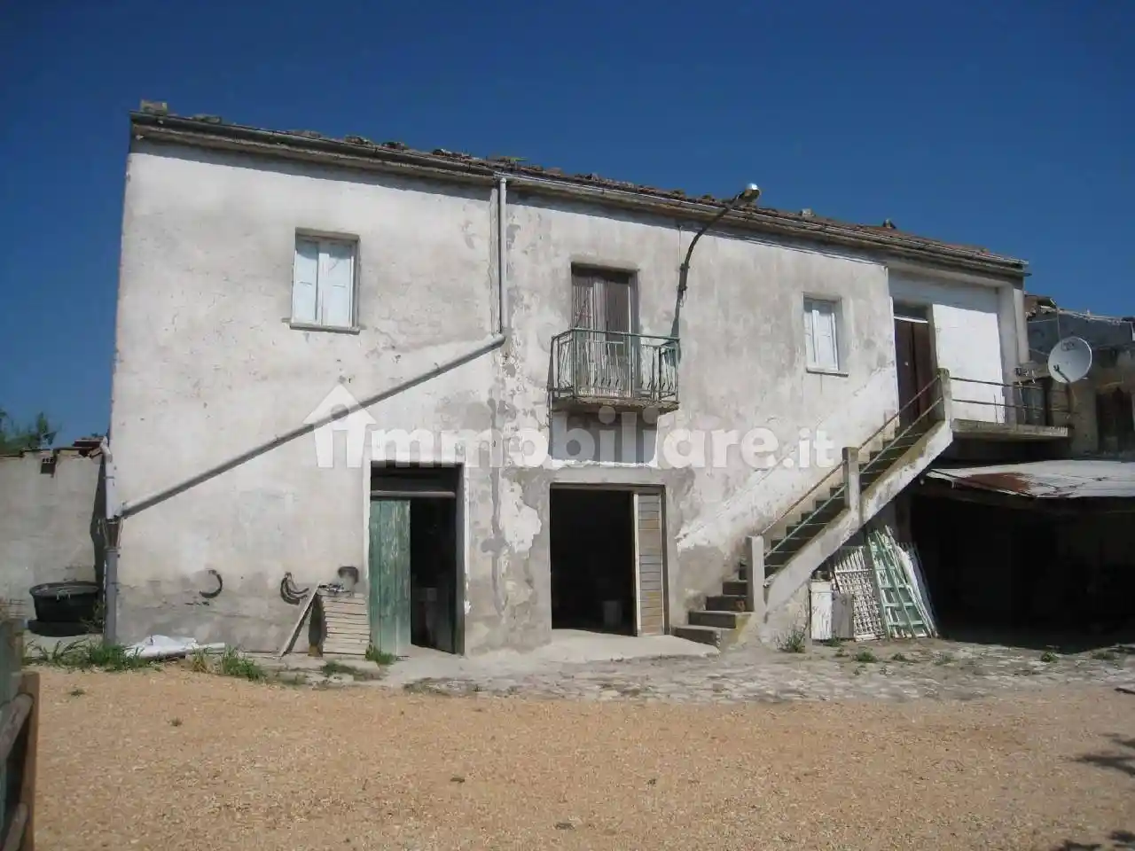 Casa indipendente in vendita a Fresagrandinaria