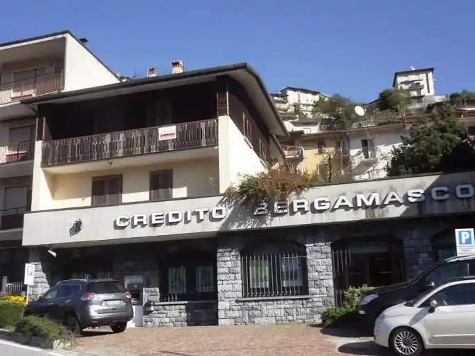 Appartamento in vendita a Gorno