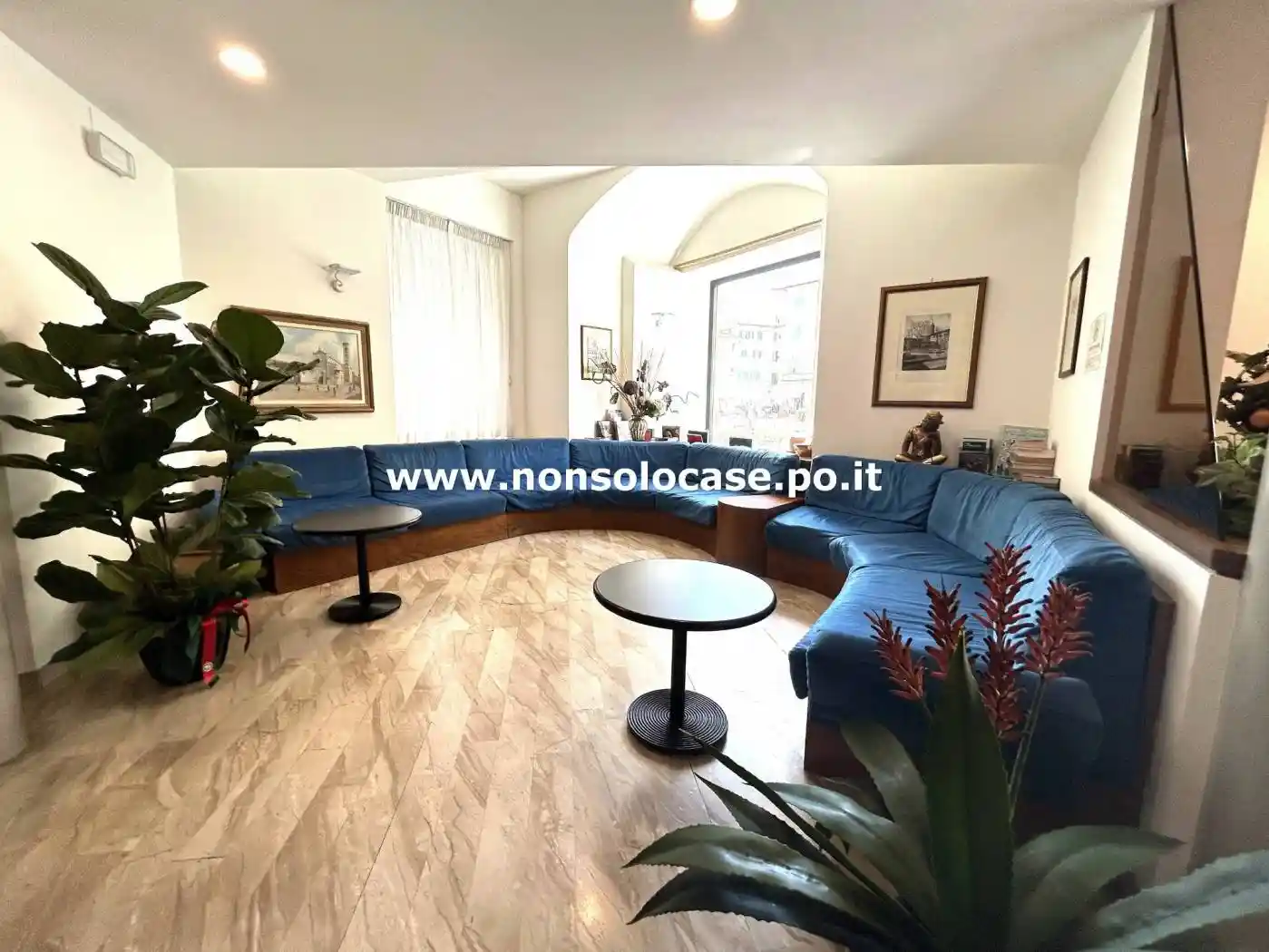 Palazzo - Edificio in vendita a Prato