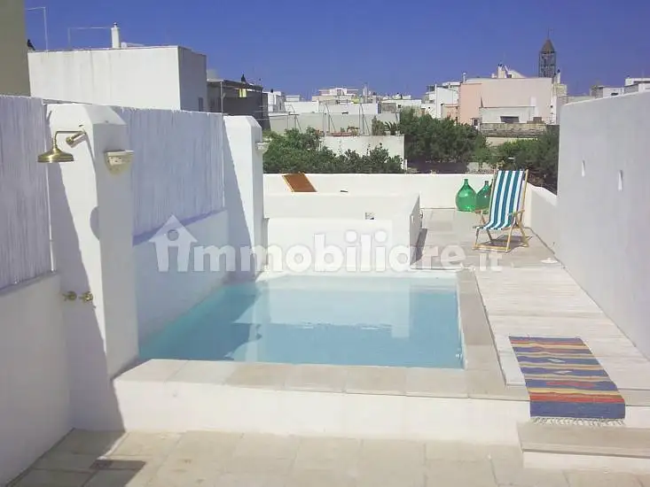 Palazzo - Edificio in vendita a Tiggiano