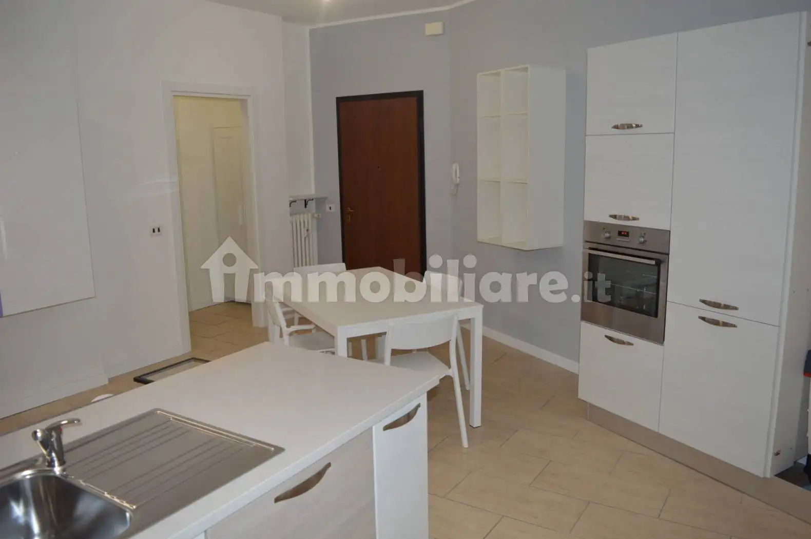 Appartamento in affitto a Varese