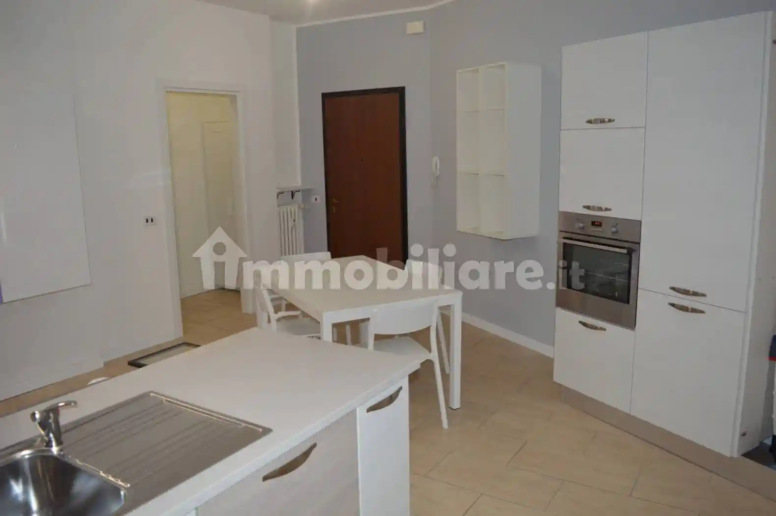 Appartamento in affitto a Varese