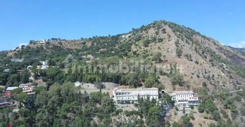 Palazzo - Edificio in Vendita - foto 2