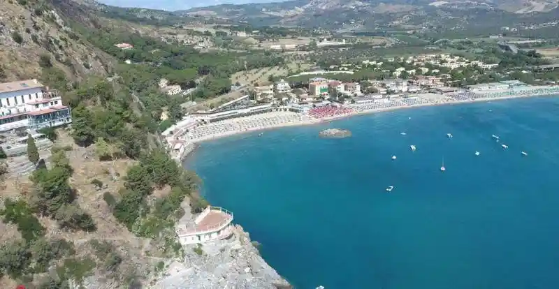 Palazzo - Edificio in Vendita - foto 4