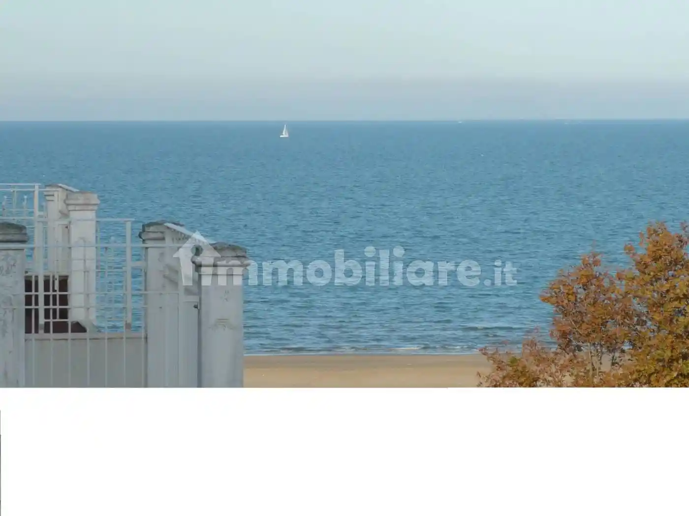 Palazzo - Edificio in vendita a Riccione