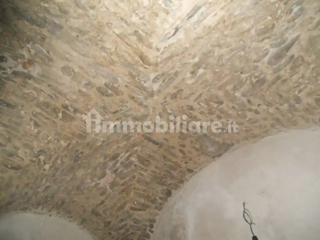 Casa indipendente in vendita a Santo Stefano di Magra