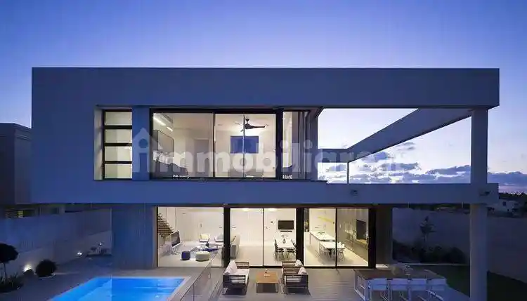 Villa in vendita a Trecastagni