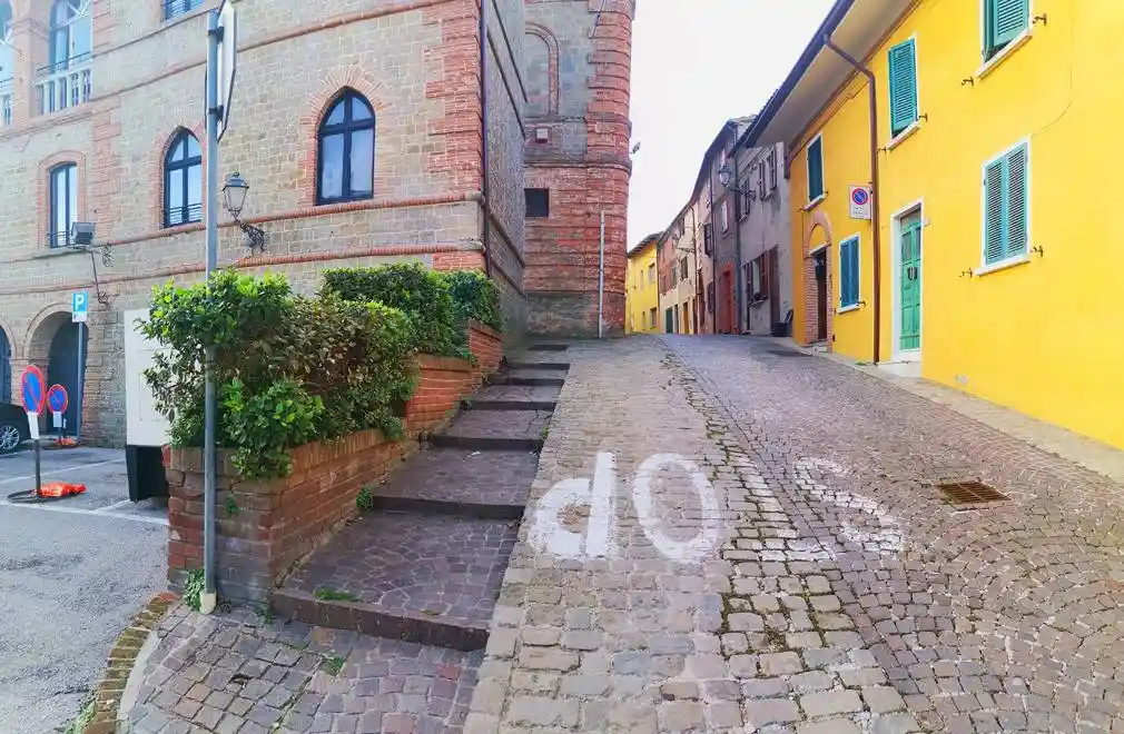 Casa indipendente in vendita a Tavoleto