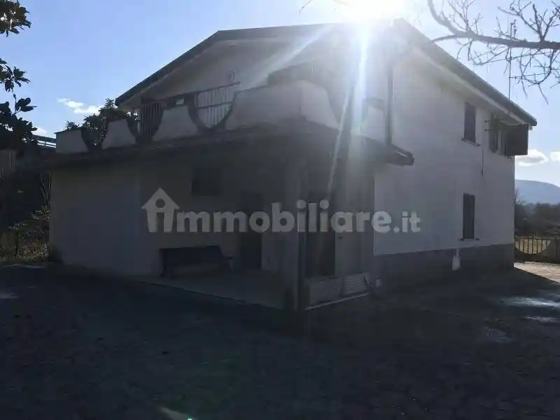 Villa in vendita a Ceccano