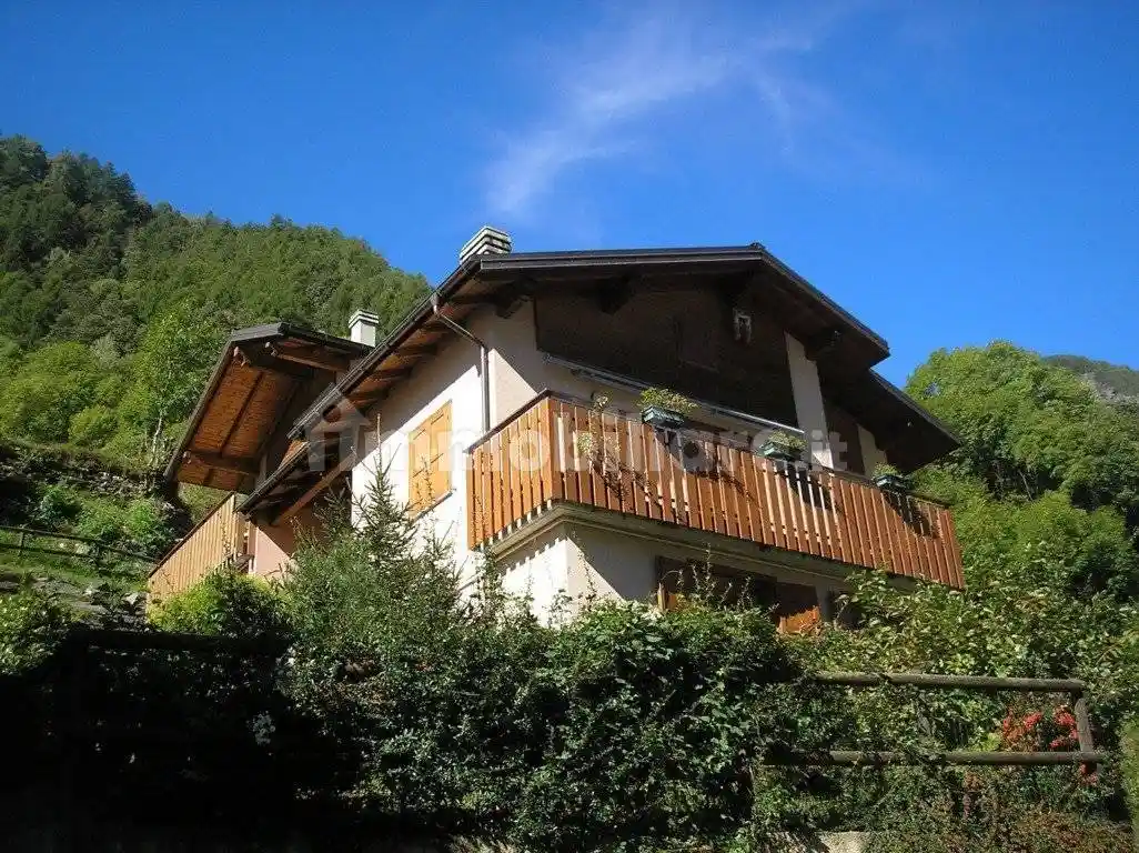 Appartamento in vendita a Torre di Santa Maria