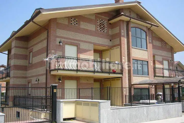 Appartamento in affitto a Orbassano