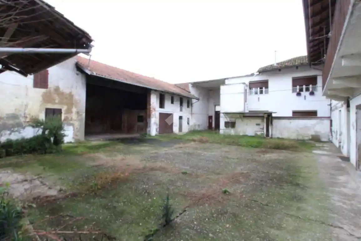 Rustico via isnardi 34, Bianzè - foto 2