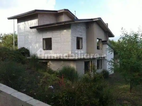 Villa bifamiliare Contrada Acquavivola, Montemarano - foto 2