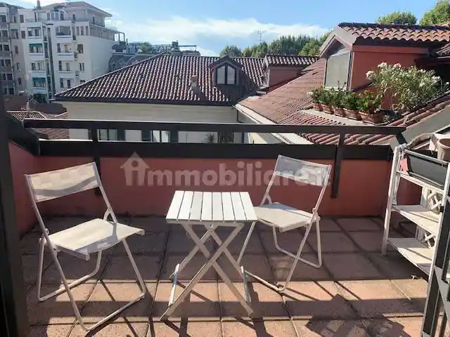 Attico - Mansarda in affitto a Novara