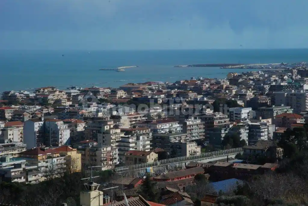 Villa unifamiliare Strada Zanni 70, Colle del Telegrafo - Colle Scorrano, Pescara - foto 3