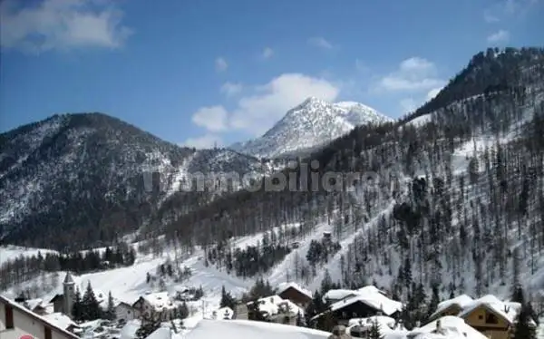 Appartamento in affitto a Claviere