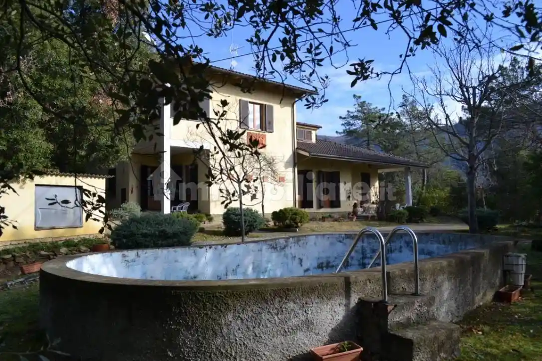 Villa in vendita a Castiglion Fiorentino