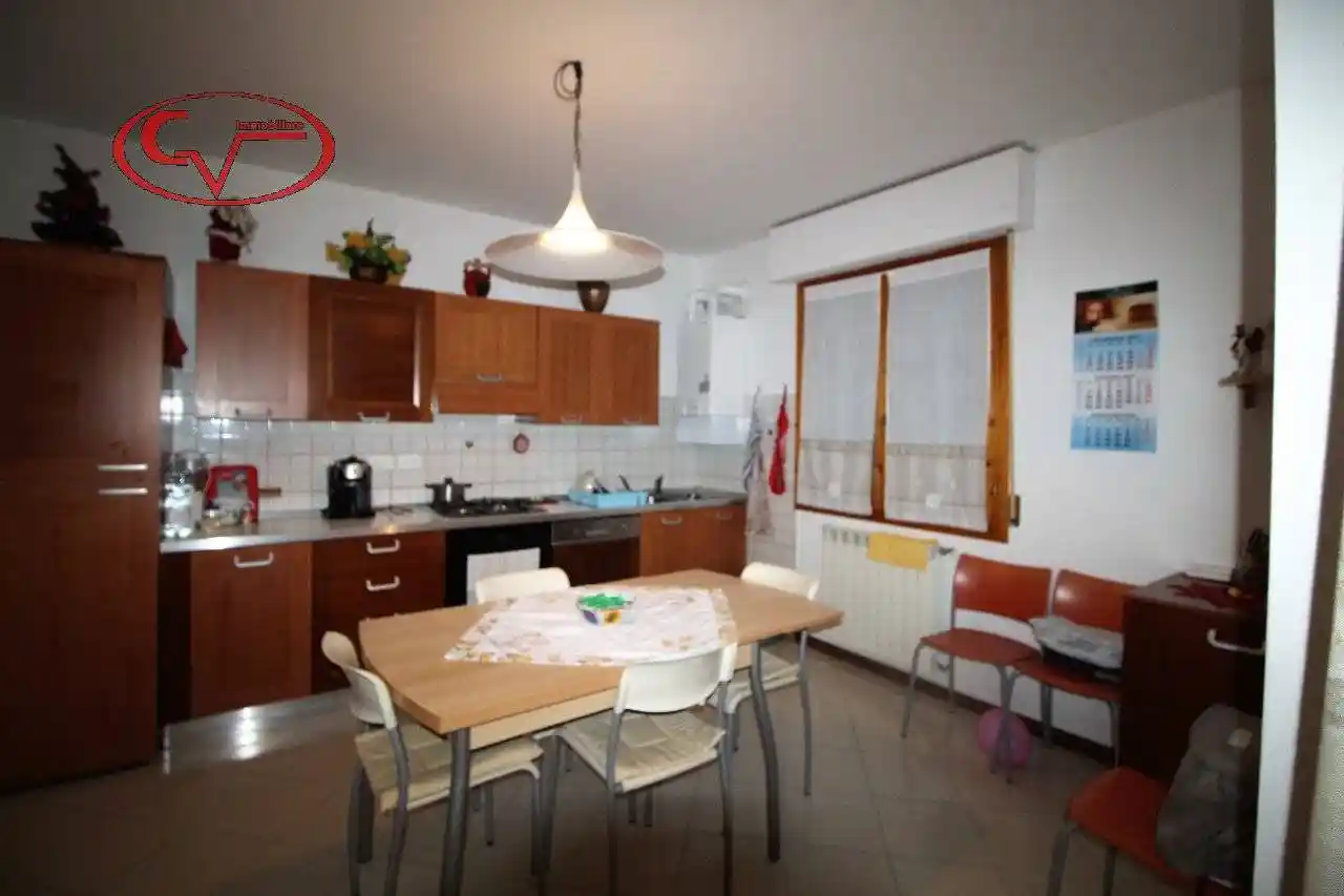 Appartamento in vendita a Bucine