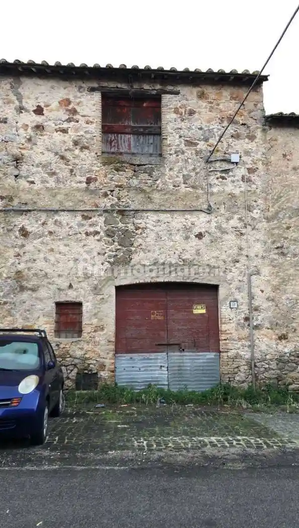 Appartamento in vendita a Tolfa