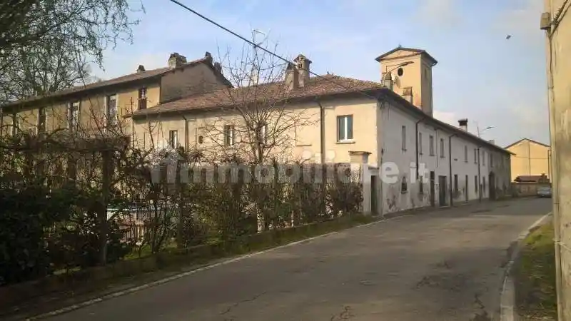 Rustico - Casale in vendita a Corana