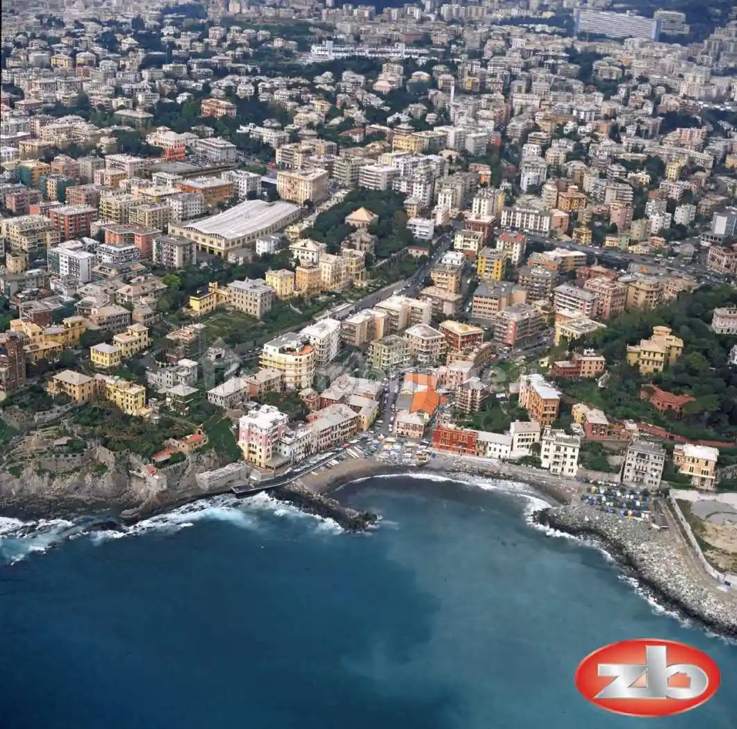 Appartamento in vendita a Genova