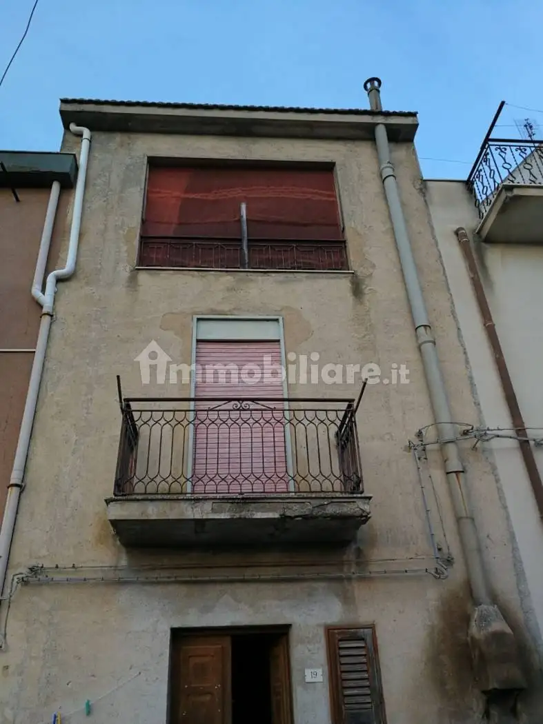 Casa indipendente in vendita a Alia