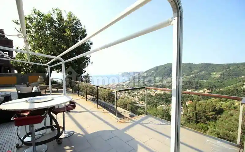 Villa in vendita a Alassio