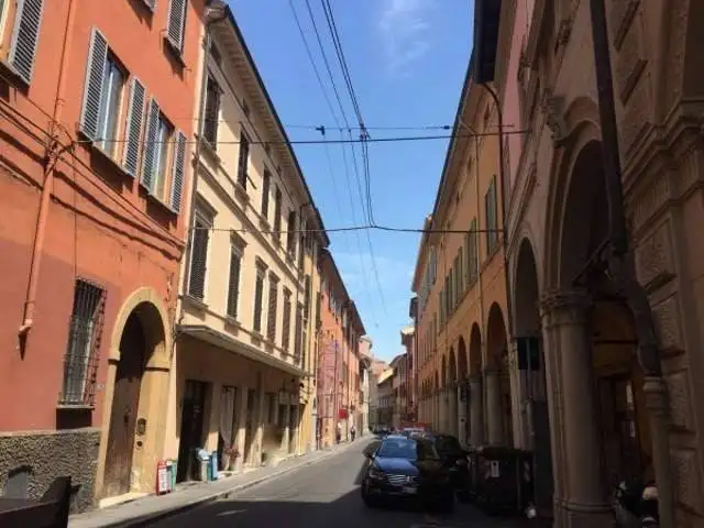 Appartamento in vendita a Bologna