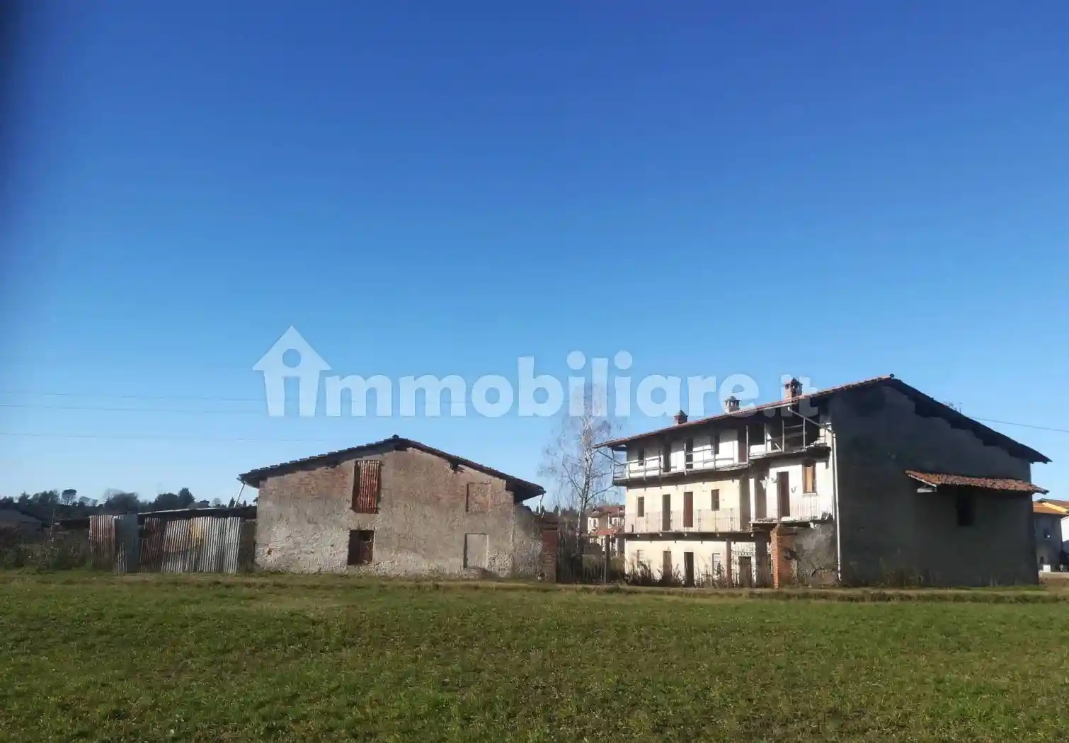 Rustico - Casale in vendita a Oleggio
