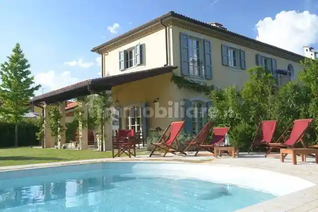 Villa in affitto a Forte dei Marmi