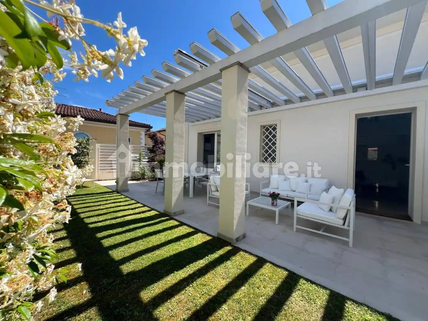Villa in affitto a Forte dei Marmi