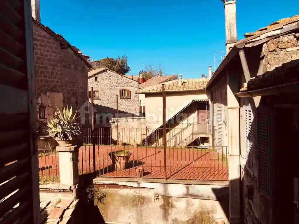 Appartamento in vendita a Ronciglione