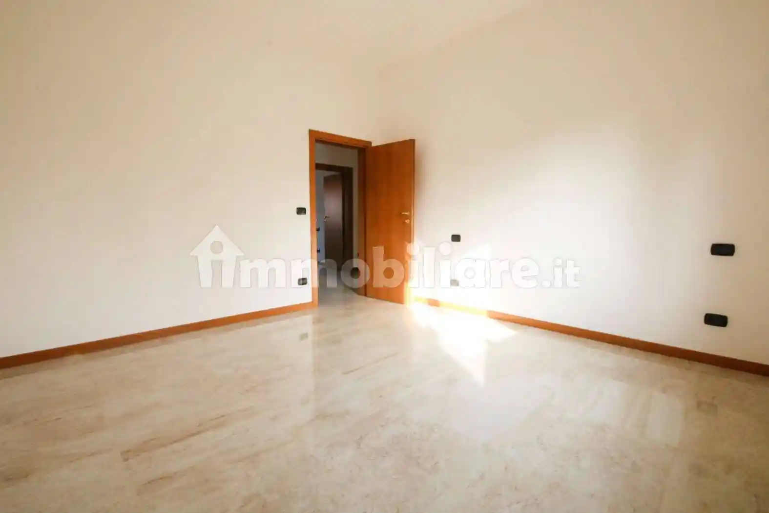 Quadrilocale ottimo stato, primo piano, Centro, Garibaldi, Casalecchio di Reno - foto 2