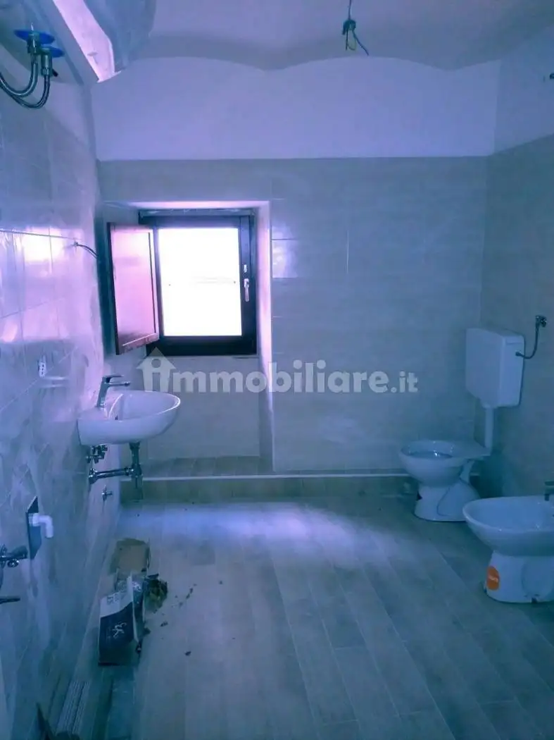 Palazzo - Edificio in vendita a Anversa degli Abruzzi