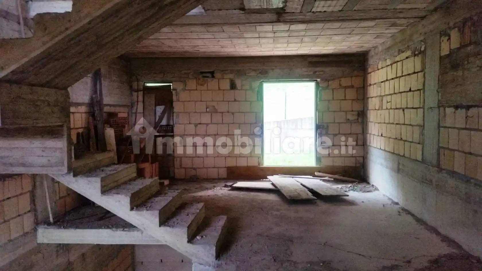 Villa a schiera Strada Consorziale Isola Pretara 339, Centro, Isola del Gran Sasso d'Italia - foto 3