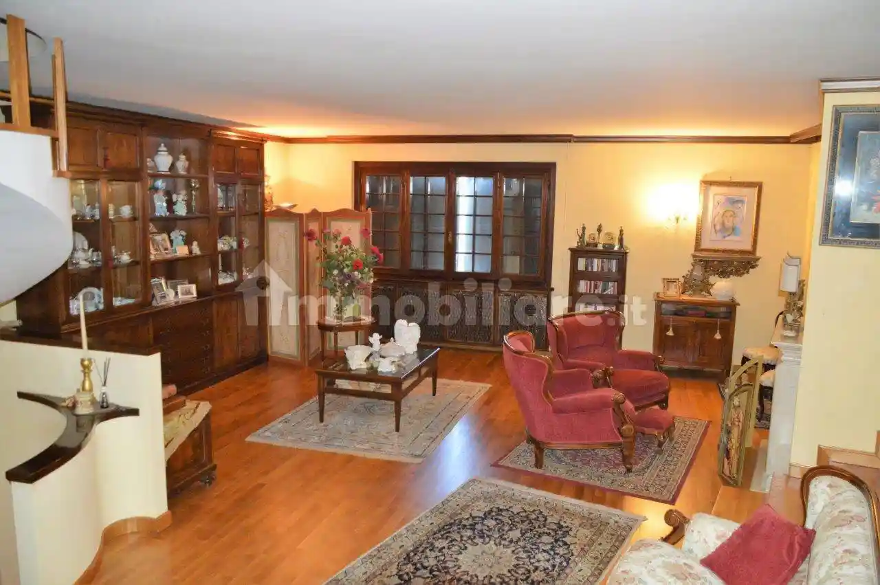 Villa in vendita a Senigallia