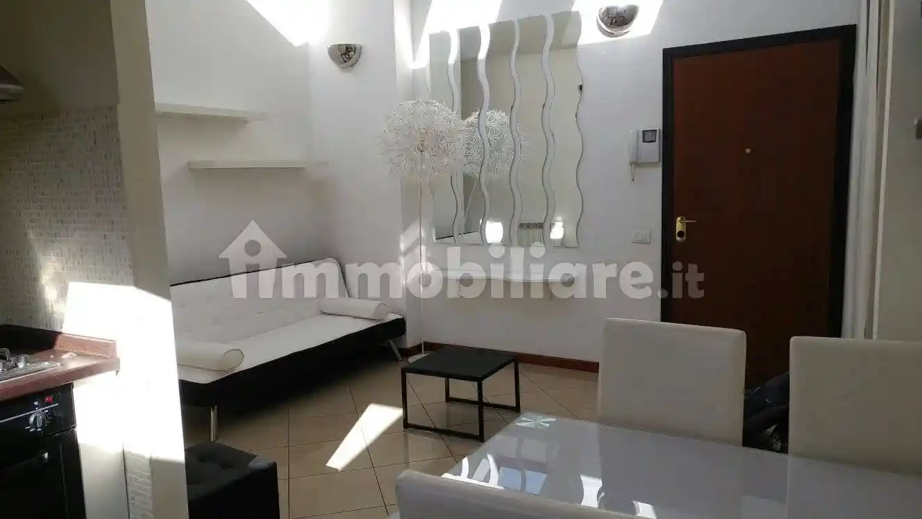 Appartamento in affitto a Varese
